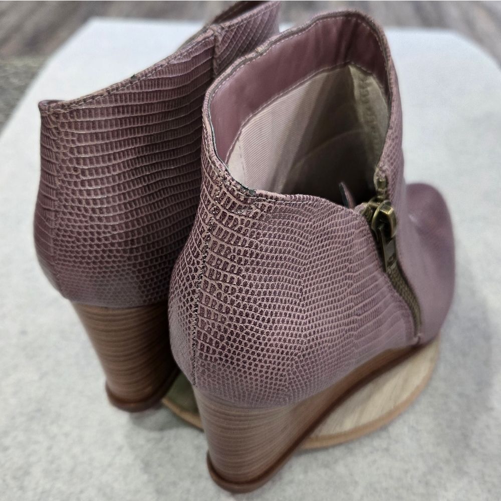 🐢 Journee Collection Glam Vegan Snake Skin Side Zip Boots.  Size 11. - Picture 5 of 13